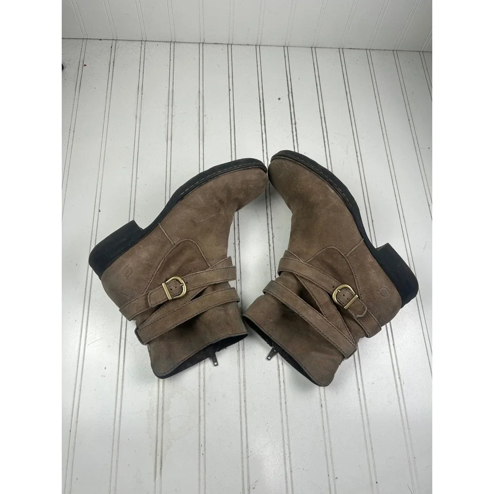 Born Vintage Laila Distressed Taupe Suede Ankle Boots Women's Size 8.5